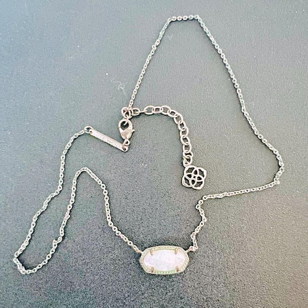 EUC Kendra Scott White Opal Necklace